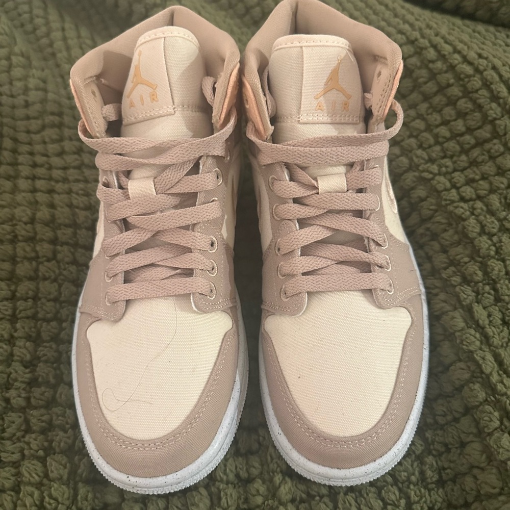 Nike Women's Sneakers in Beige and White